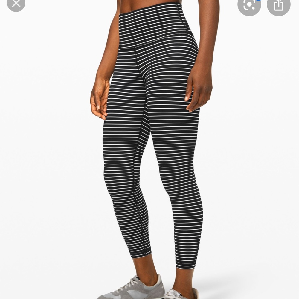Lululemon Wunder Under crop 21"
